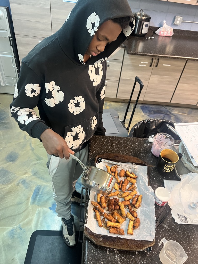 learner making food