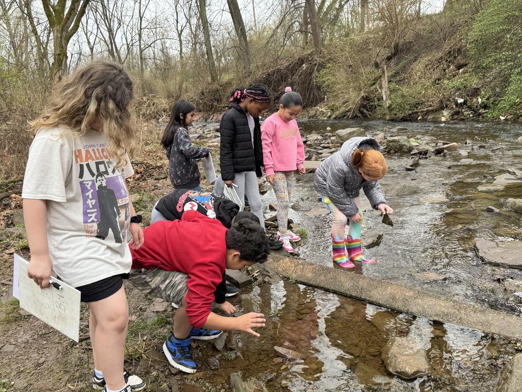 Third grade had so much fun at the Farm Park last week! We learned about watersheds, ground absorption and got to feed some trout.