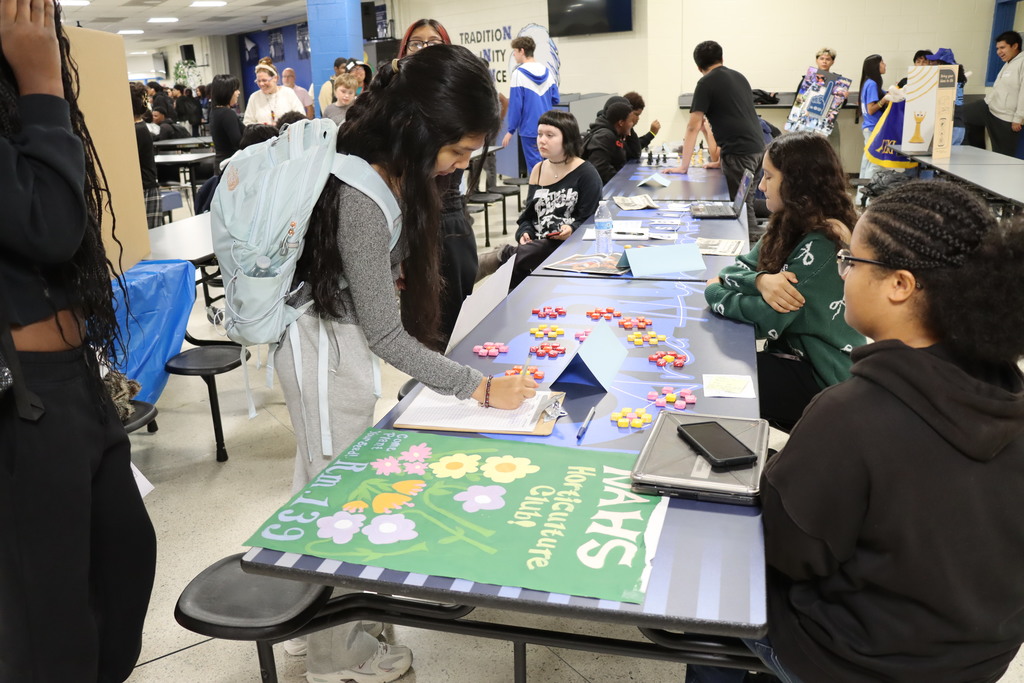 9th Grade Community Day: Clubs & Sports Spotlight