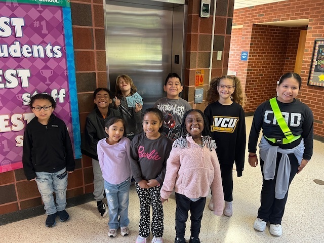 Students that earned 5 PAWS.