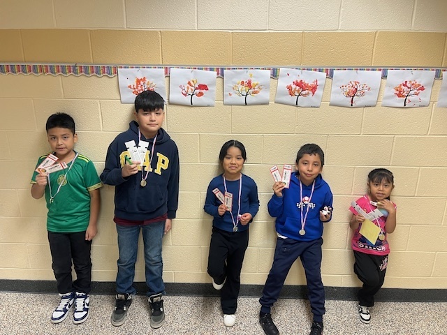 The Golden Paw Winners.