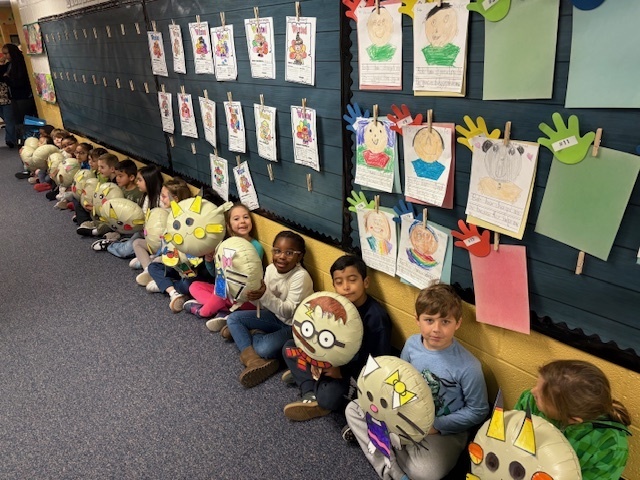 Students participating in the Thanksgiving Parade.