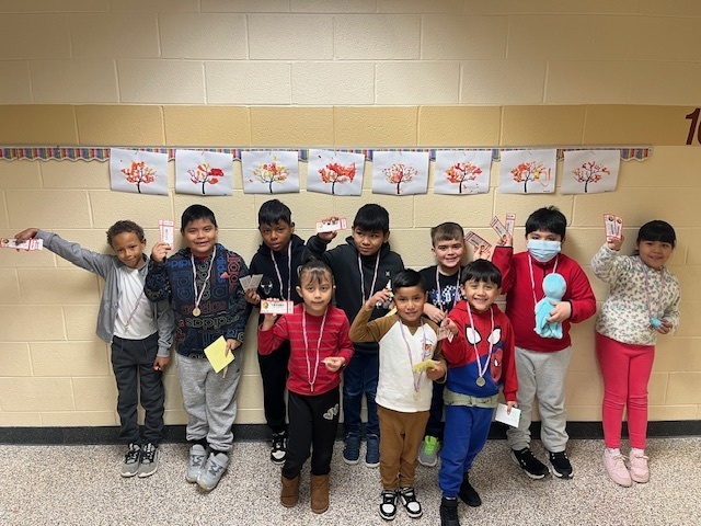 The Golden Paw Winners.