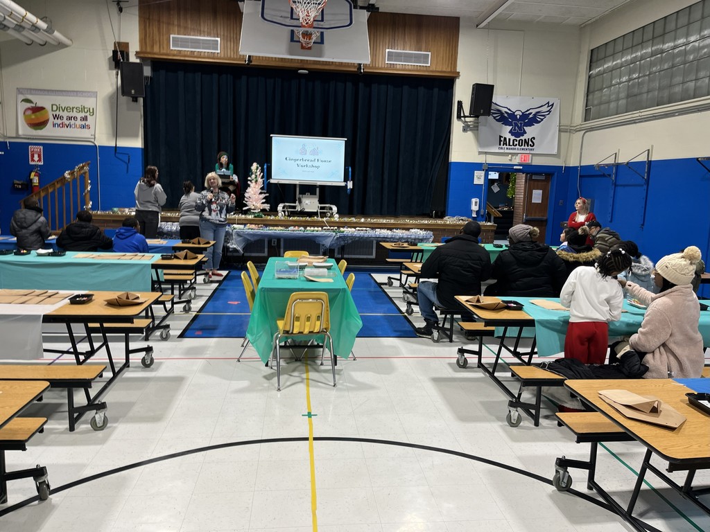 Families and Staff at the Holiday Craft Night