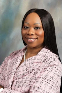 Portrait of Ms. Elliotte