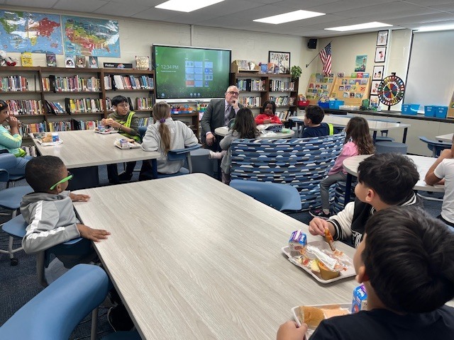 Cole Manor Student Advisory Council meeting with Mr. Dormer