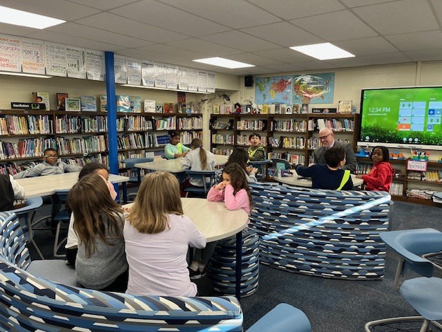Cole Manor Student Advisory Council meeting with Mr. Dormer
