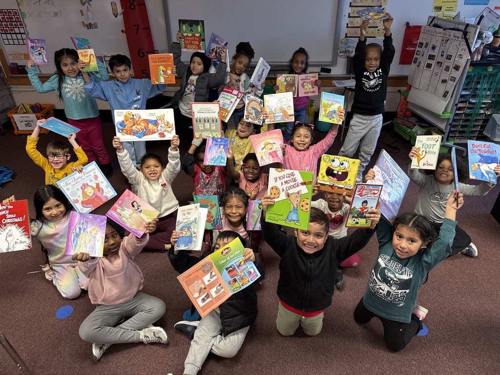 Students with their donated books.