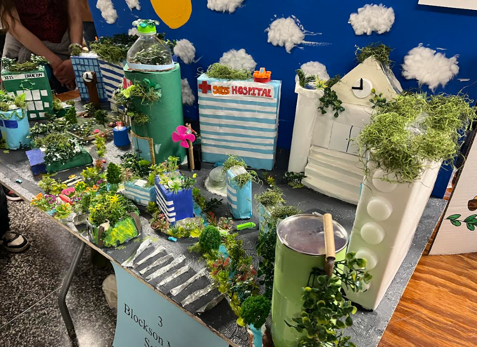 7th grade's future city model.