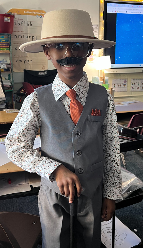 A student dressed as a centenarian.