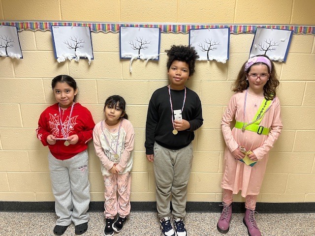 The Golden Paw Winners.