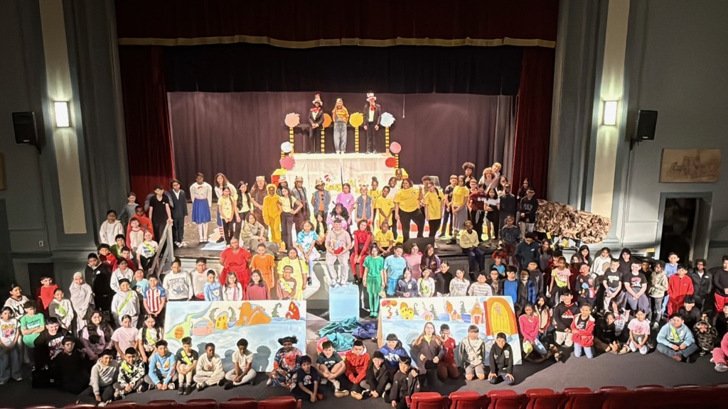 Whitehall 4th Graders with the Blockson cast of Suessical The Musical