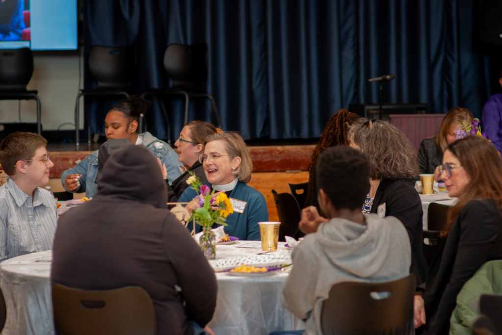 Guests and students are eating together