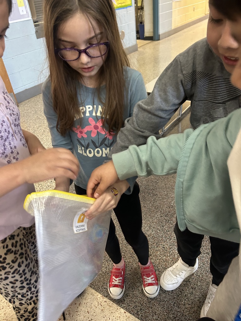 Third Grade students participated in an  “Unlocking Acceptance” activity in honor of Autism Acceptance Month. 