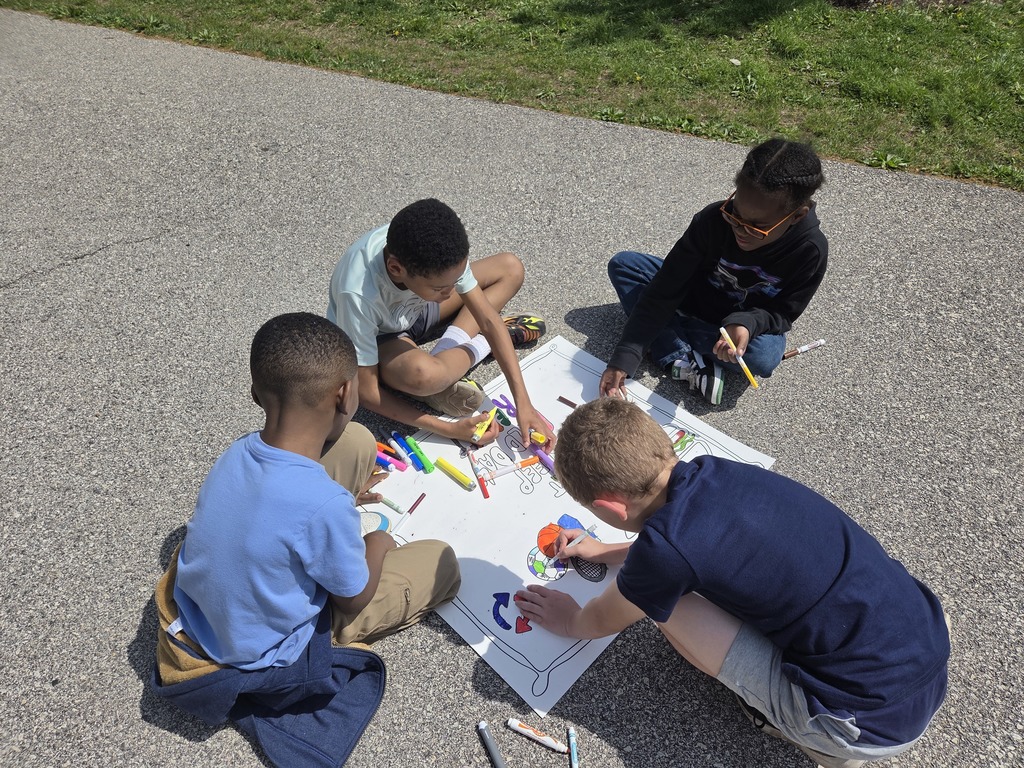 Third grade students creating field day poster together!