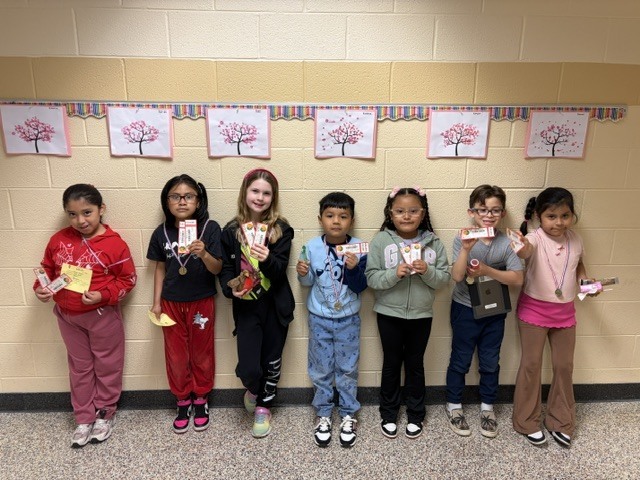 The Golden Paw Winners.