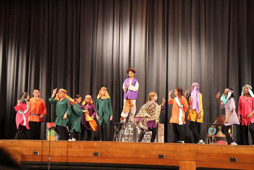 Fourth Grade Student performing in The Aladdin Kids Musical 