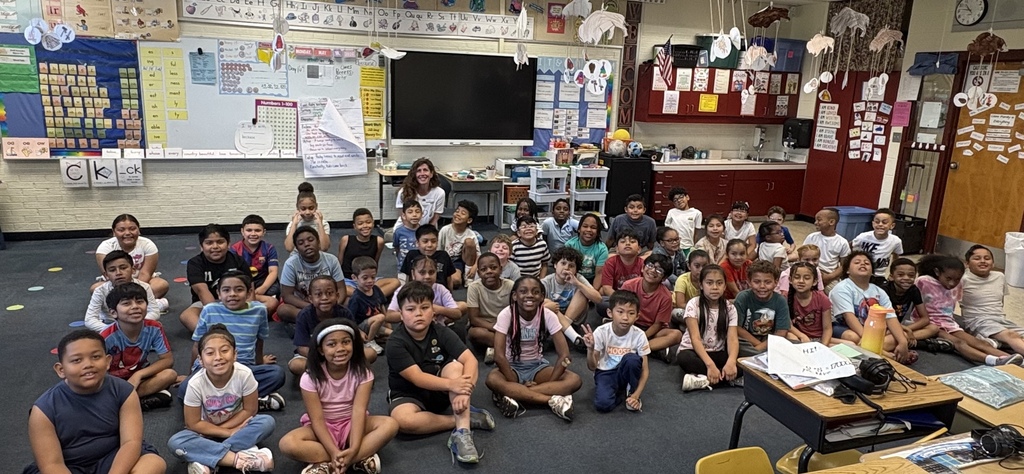 Local author Lauren Petruschke visits Marshall Street.