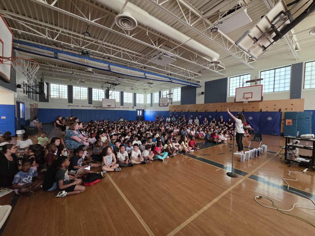 Local author Lauren Petruschke visits Marshall Street.