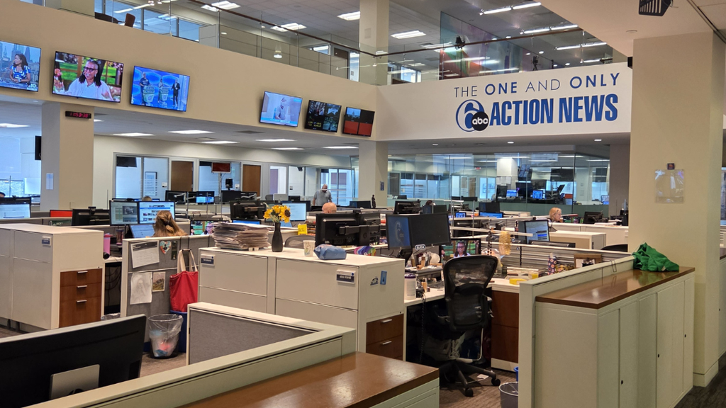 The 6ABC news room.
