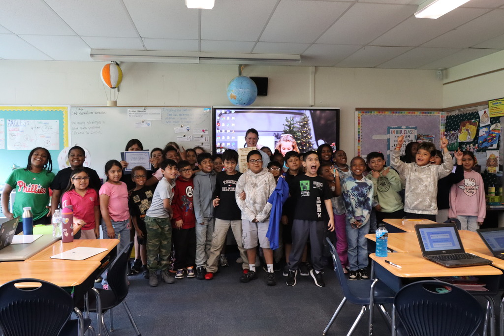 3rd Grade Students celebrating the Teacher of the Year 