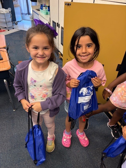 Kindergarten "Just Right Reader" distribution.