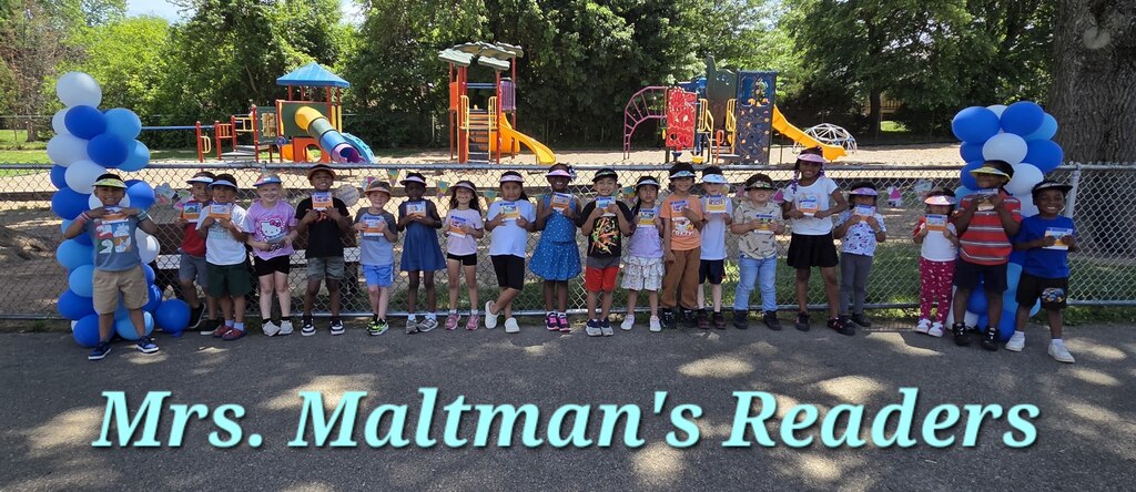 Mrs. Maltman's class poses for a photo.