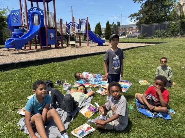 1st graders enjoying their picnic.