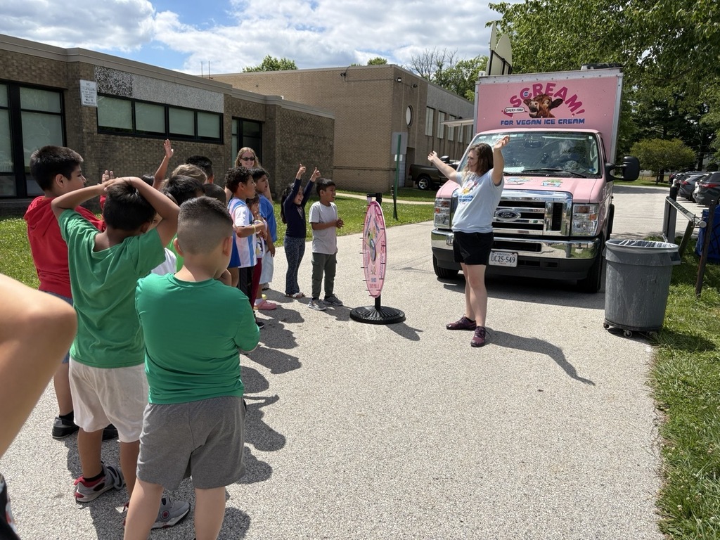 TeachKind’s iScream Truck visited with vegan ice cream for our students.