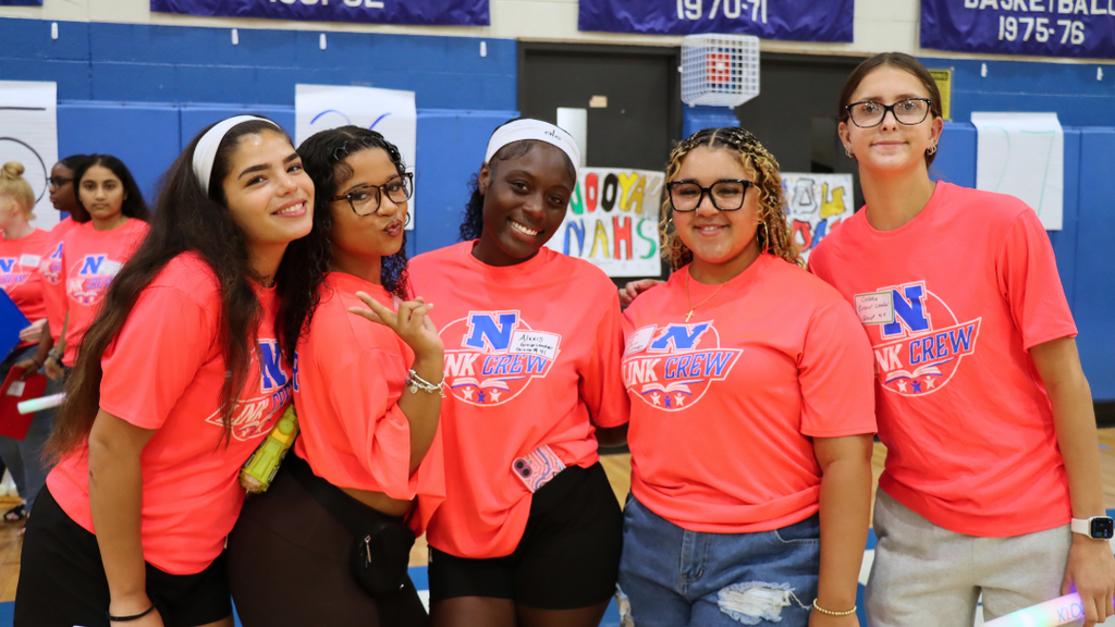 NAHS Link Crew Leaders pose for photo.