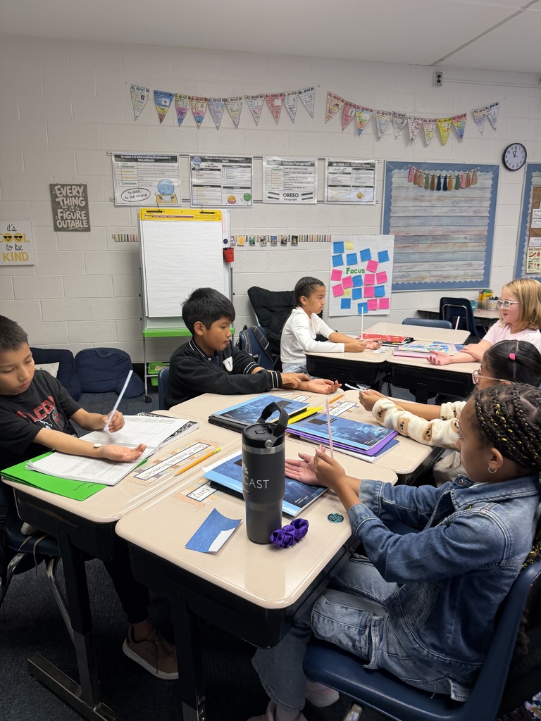 Mrs. Windheim's class learns about the heart.