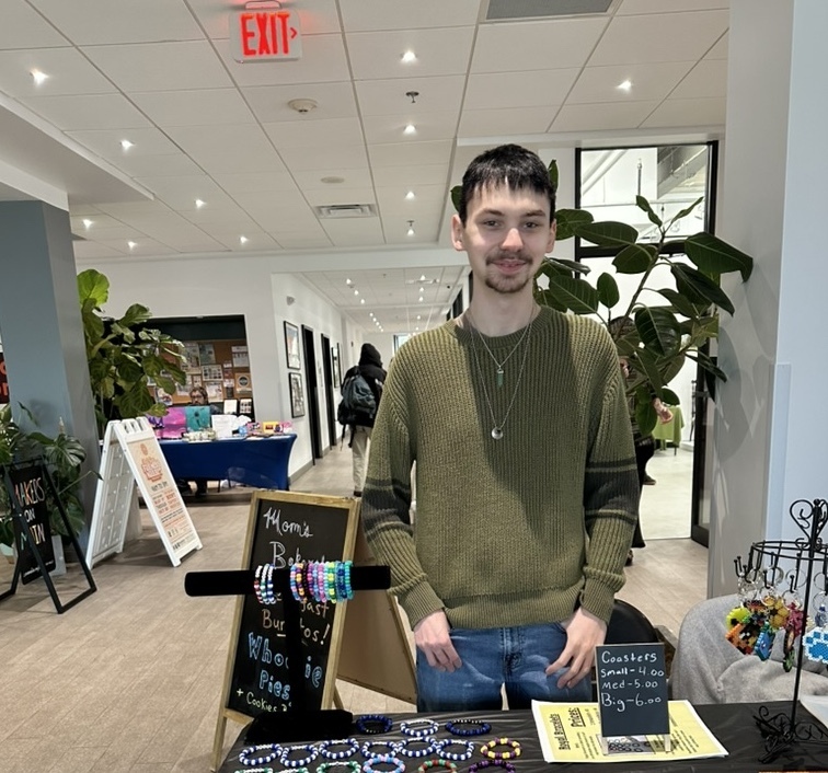 Student at art market
