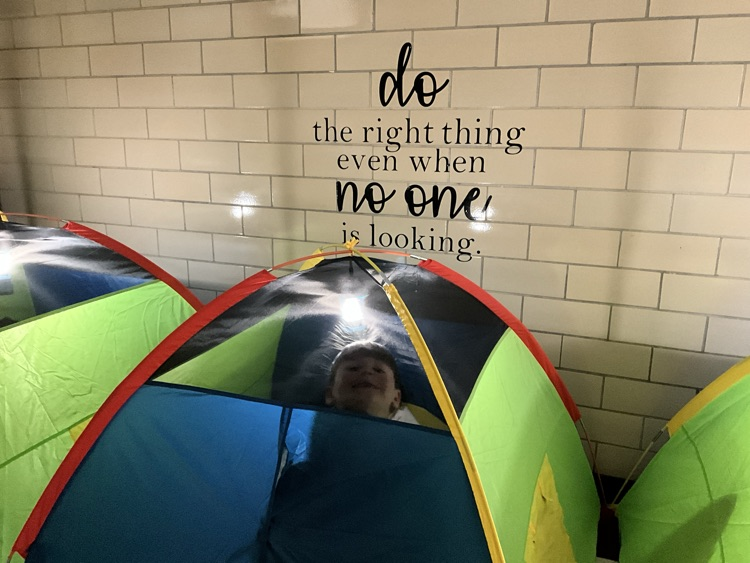 reading tents