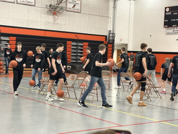 dribble musical chars 