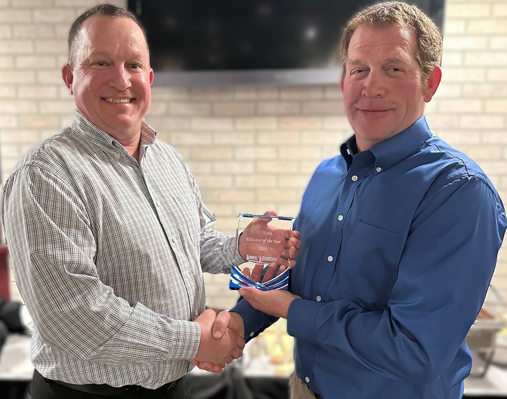 DJ Mottl winning Educator of the Year