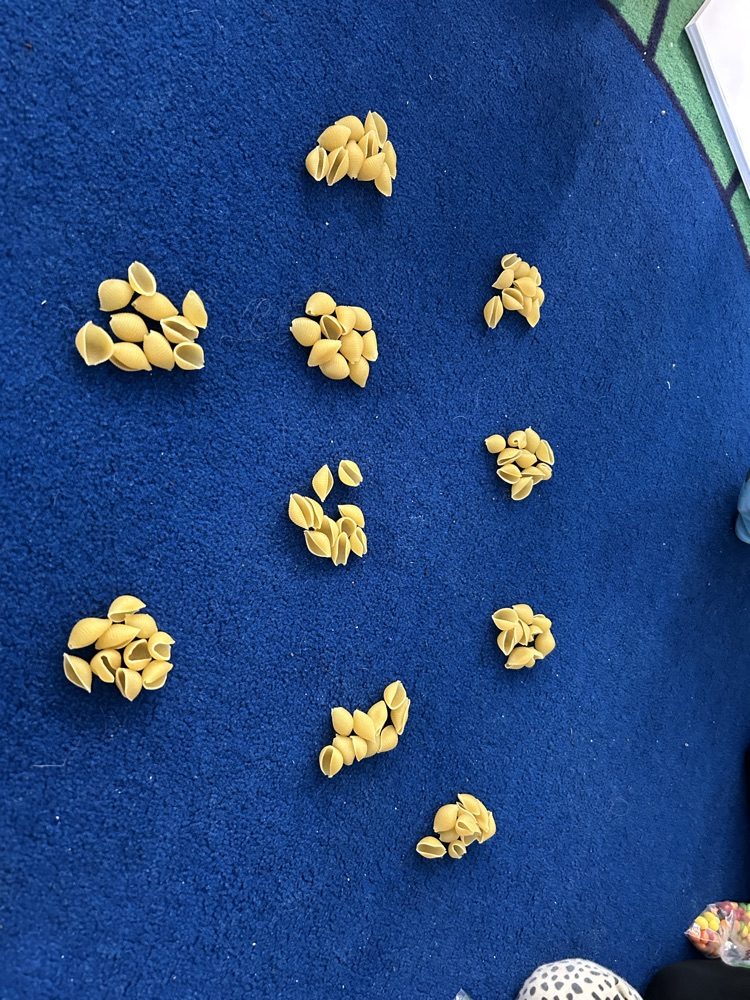 Counting to 100! 10 groups of 10!