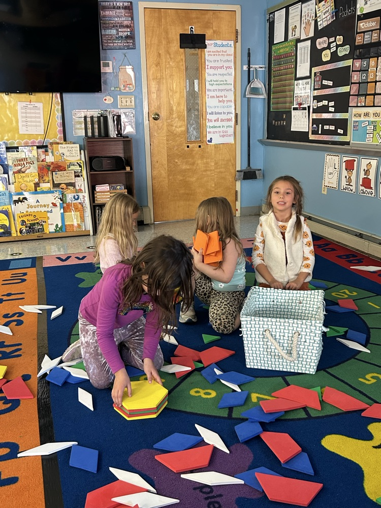 Learning and creating with shapes