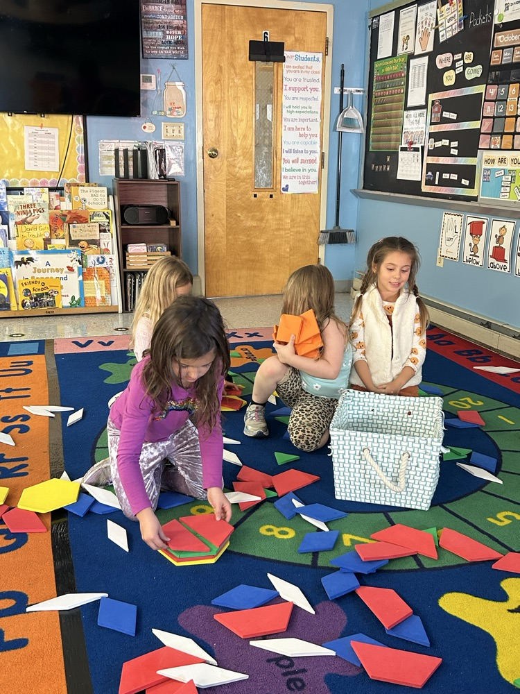 Learning and creating with shapes