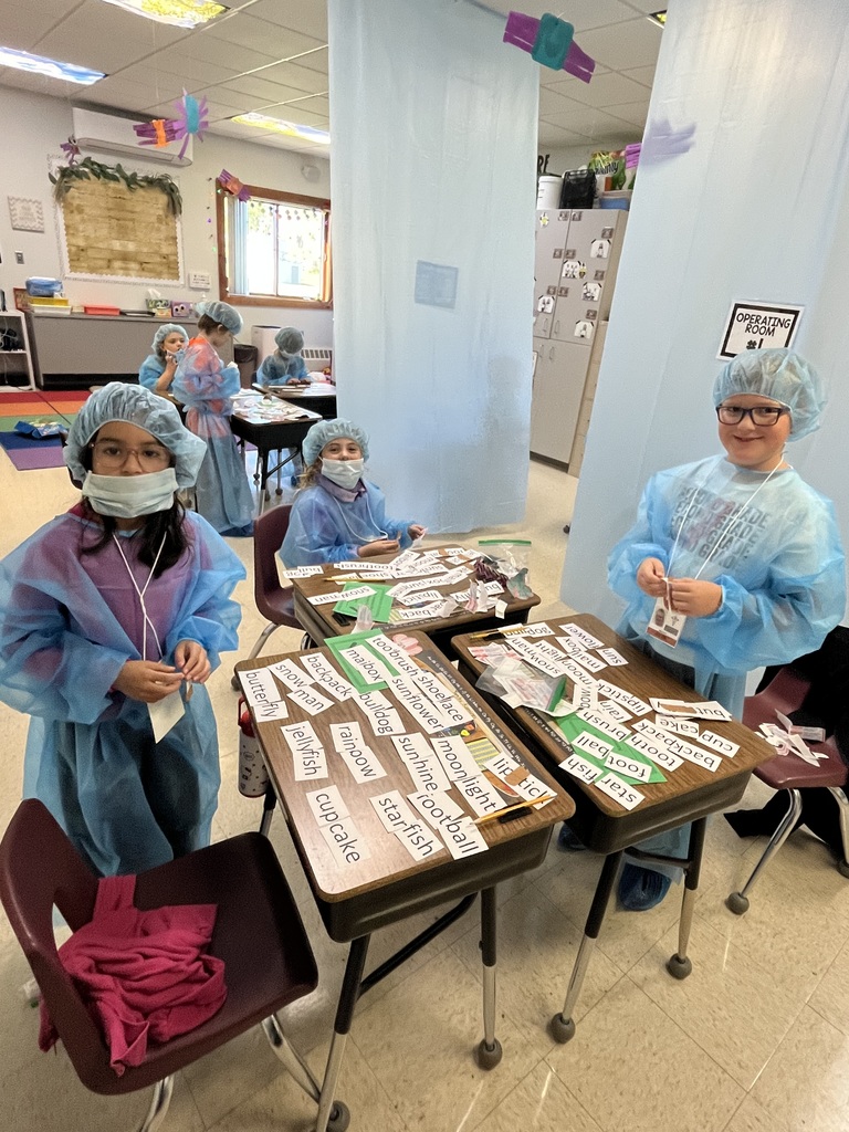 2nd graders all dressed up for compound word surgery!
