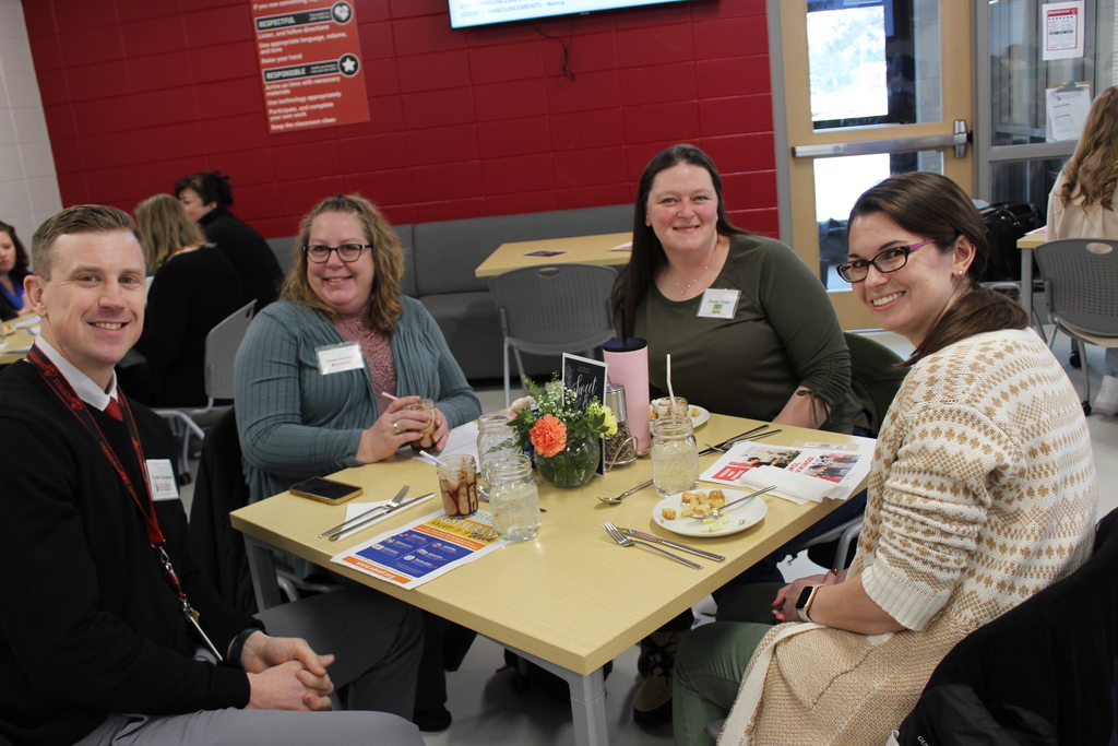 Chamber members enjoying lunch