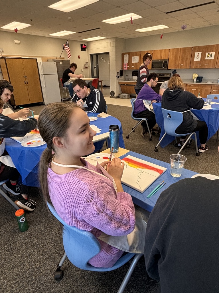 LWC students painting