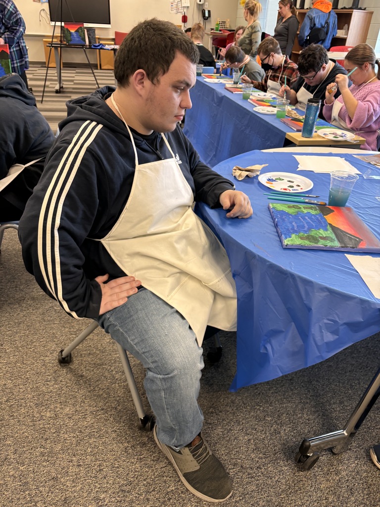 LWC students painting