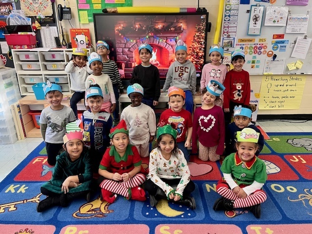 dress like an elf, reindeer or snowman day