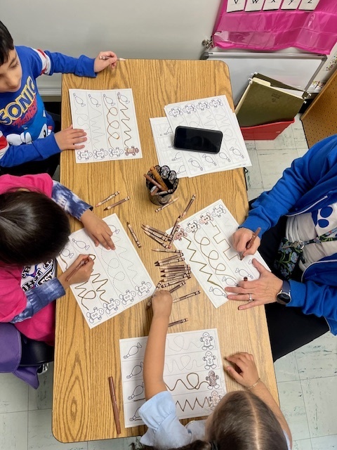 gingerbread fine motor practice with crayons and markers