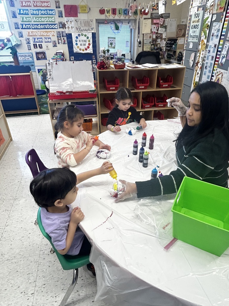 Students Tie Dying- Clothing Study