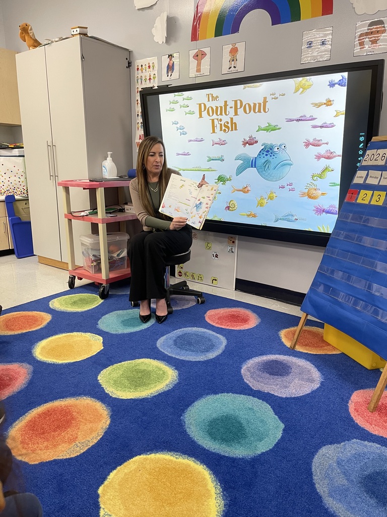 Special Guest Reader reading pout pout fish