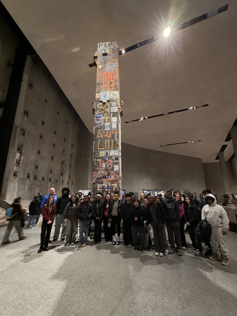 9/11 Memorial and Museum Trip - large student group posing out front