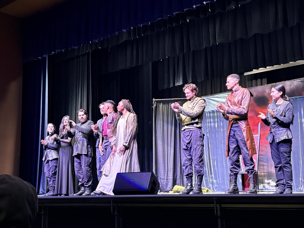 Shakespeare Live visited NBTHS and presented an interactive,  lively performance "Macbeth" for all grade 11 students this morning. 