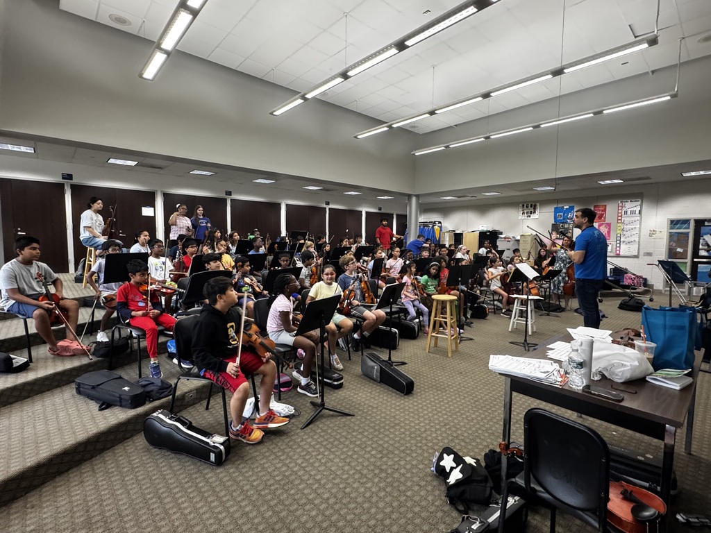 This is a picture of orchestra rehearsal
