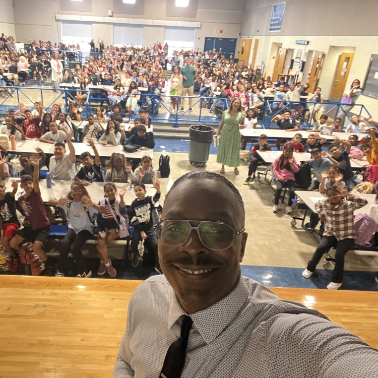 Kids eating lunch in the cafeteria